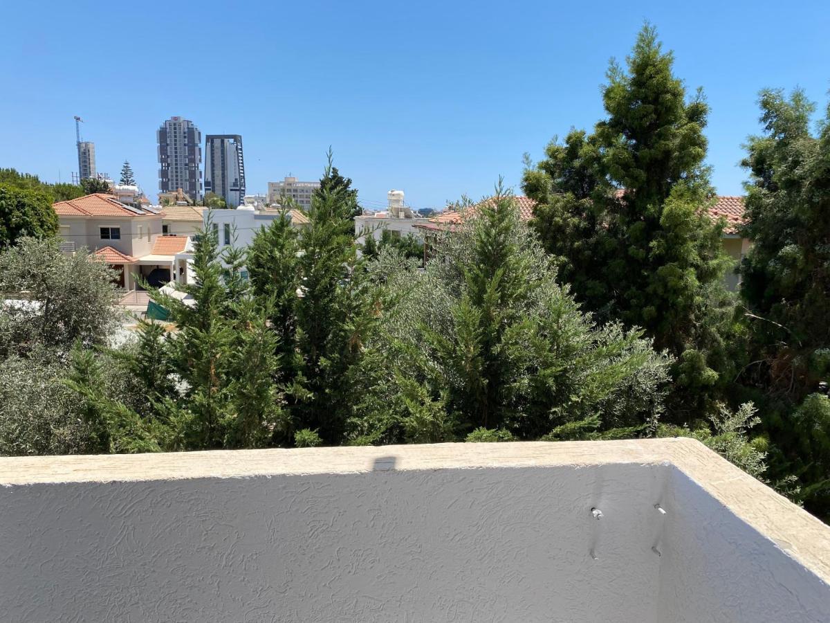 לימסול 1-Bedroom Apartment With View מראה חיצוני תמונה